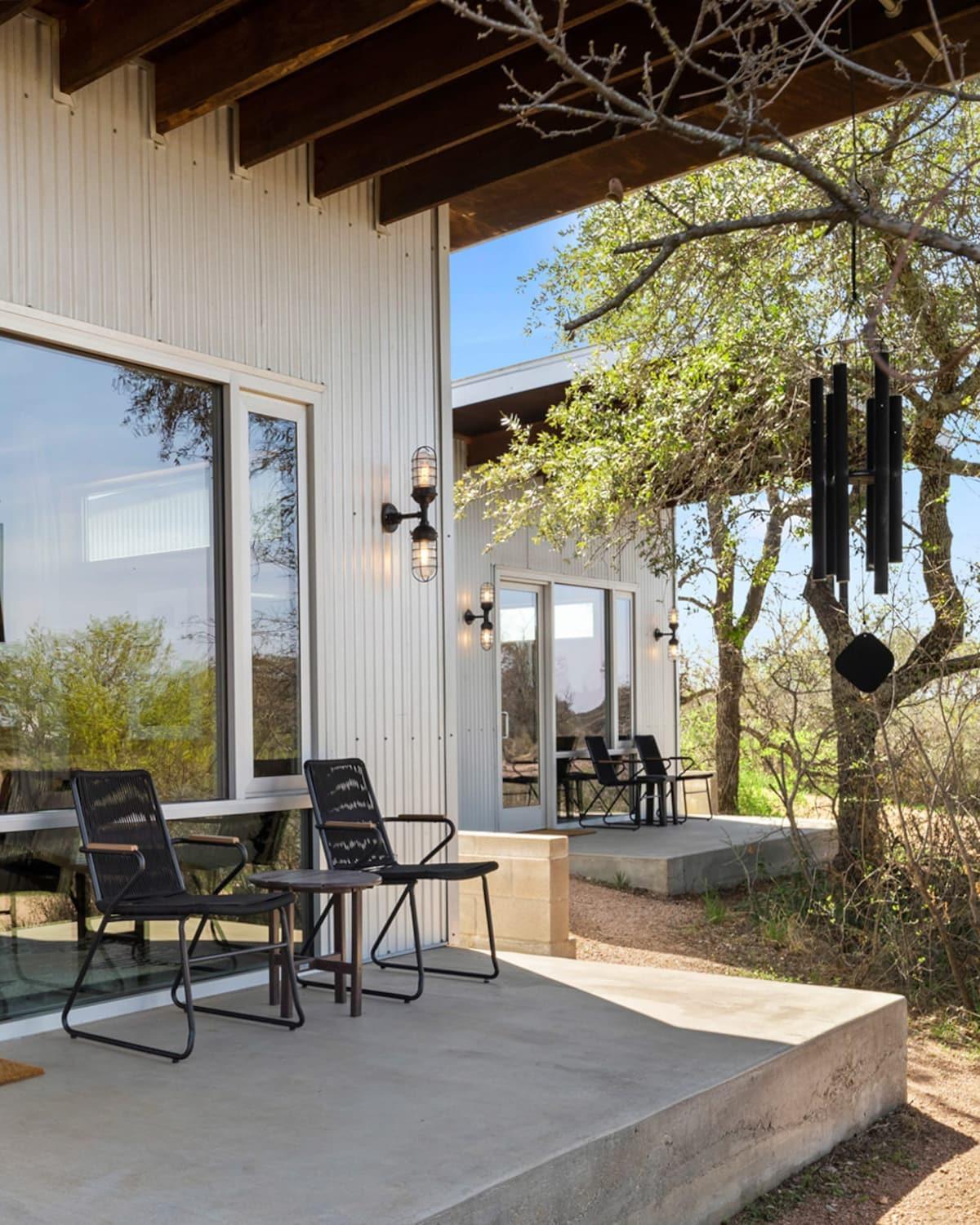 Lazo House - Riverfront With Overlooking Llano River Extérieur photo
